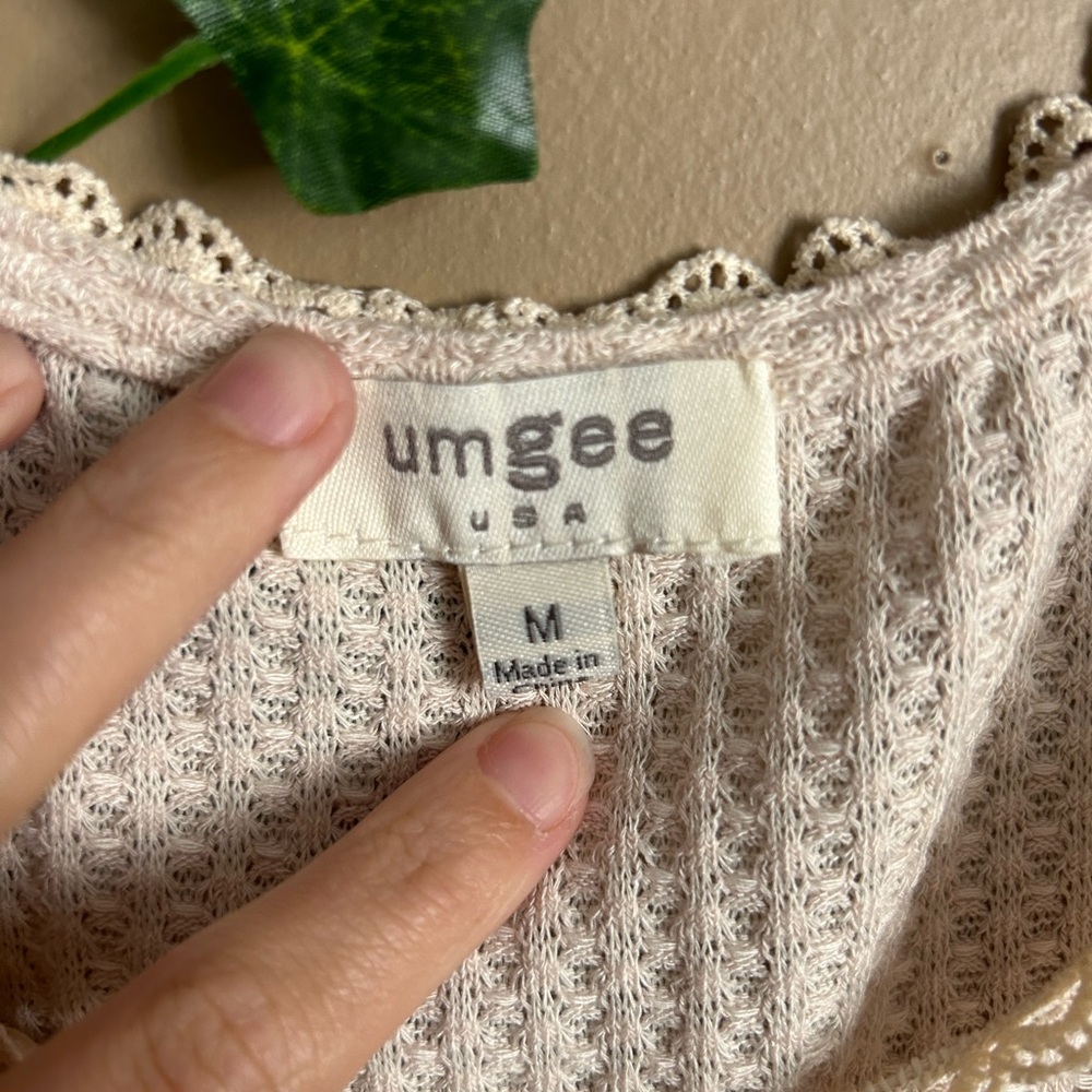 ๐ SOLD~Umgee Top - Picture 3 of 4